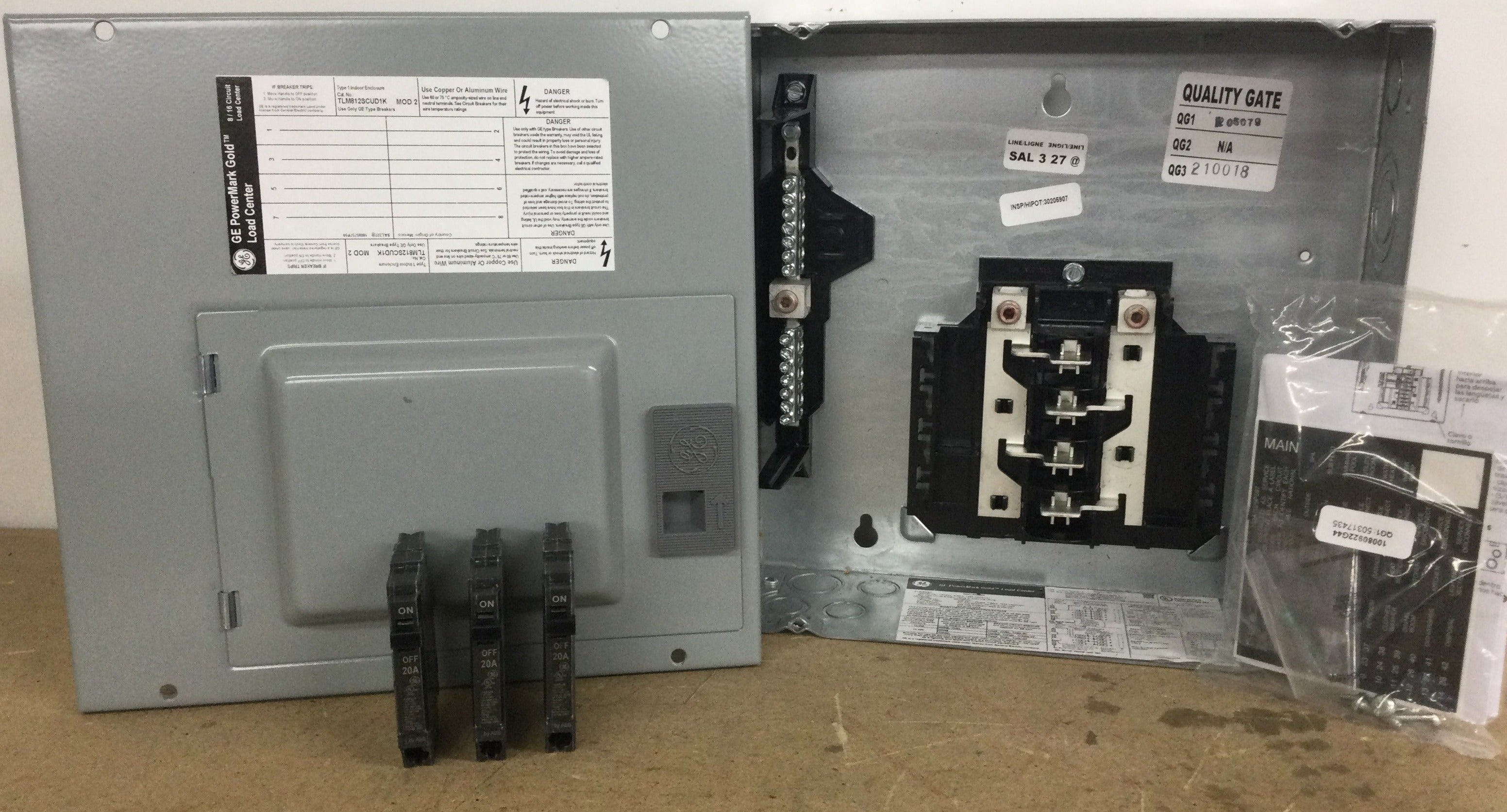 MARKER PROTEC  EQ GT15 Sサイズ GE TLM812SCUD1K 125 Amp 8 Space 16 Circuit Indoor Main Lug Load Center