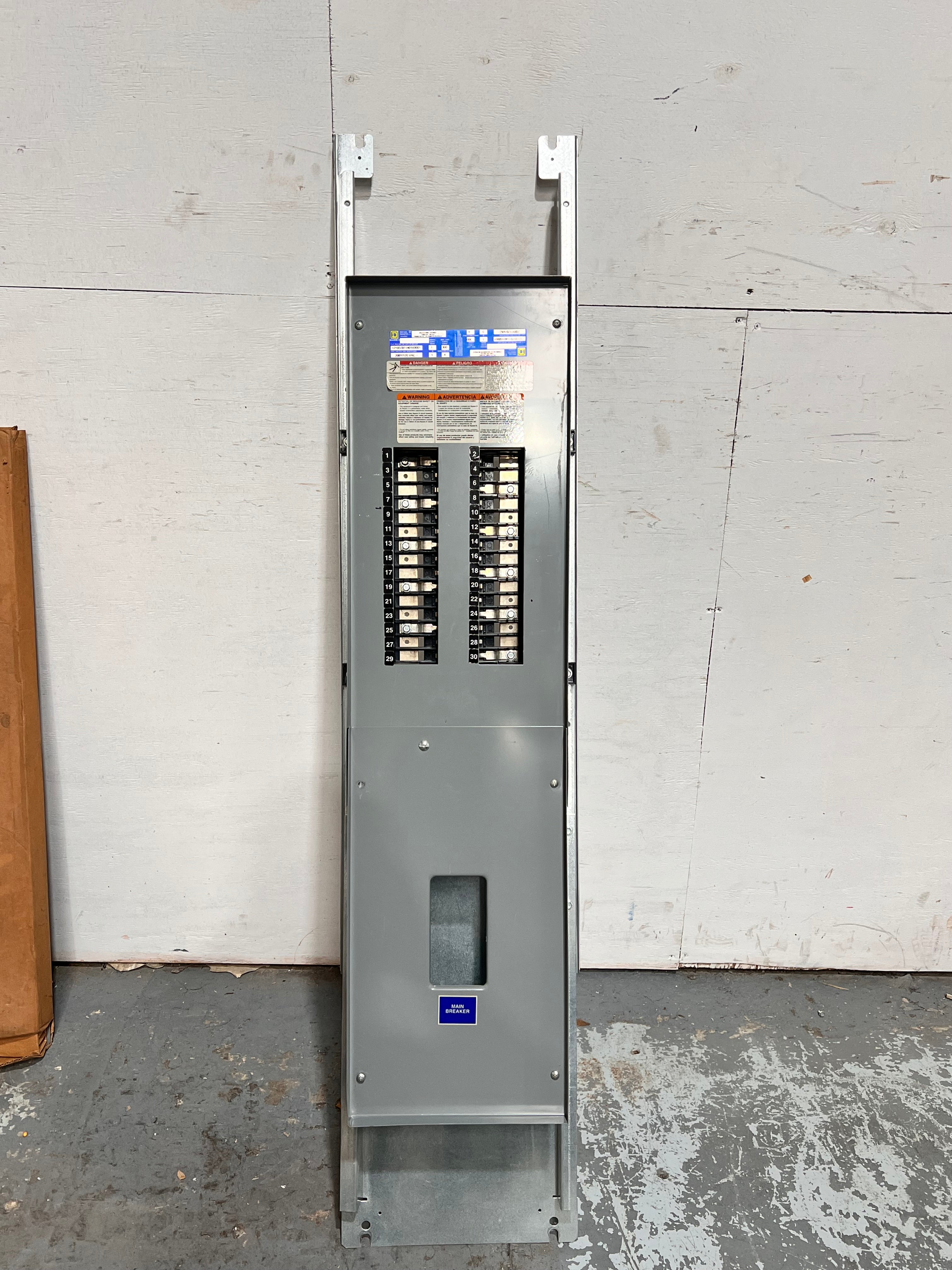 Square D NQOD Panelboard 208Y/120 3Ø 4 Wire Delta 240v 300 Amps 30 spa