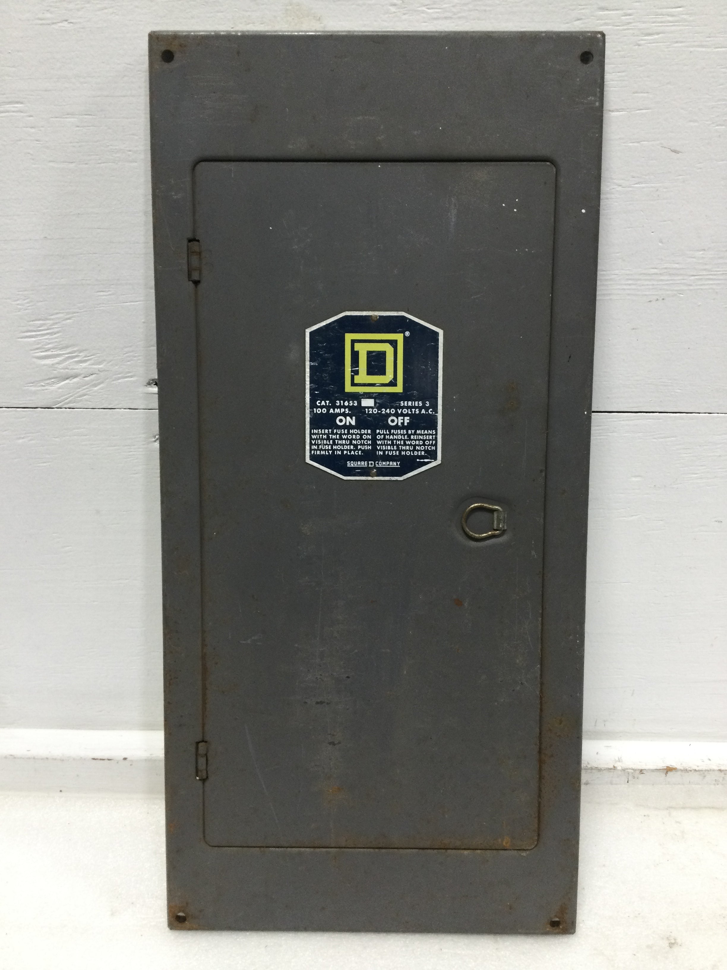 Square D 31653 60 Amp 120/240V Switch & Fusible Panel Door 24