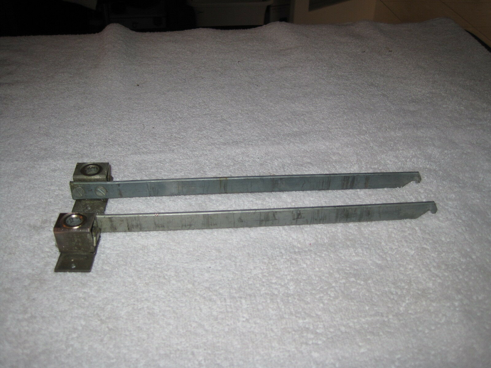 Zinsco 100 Amp Original Copper Bus Bars And Copper Lugs With Brass Lug