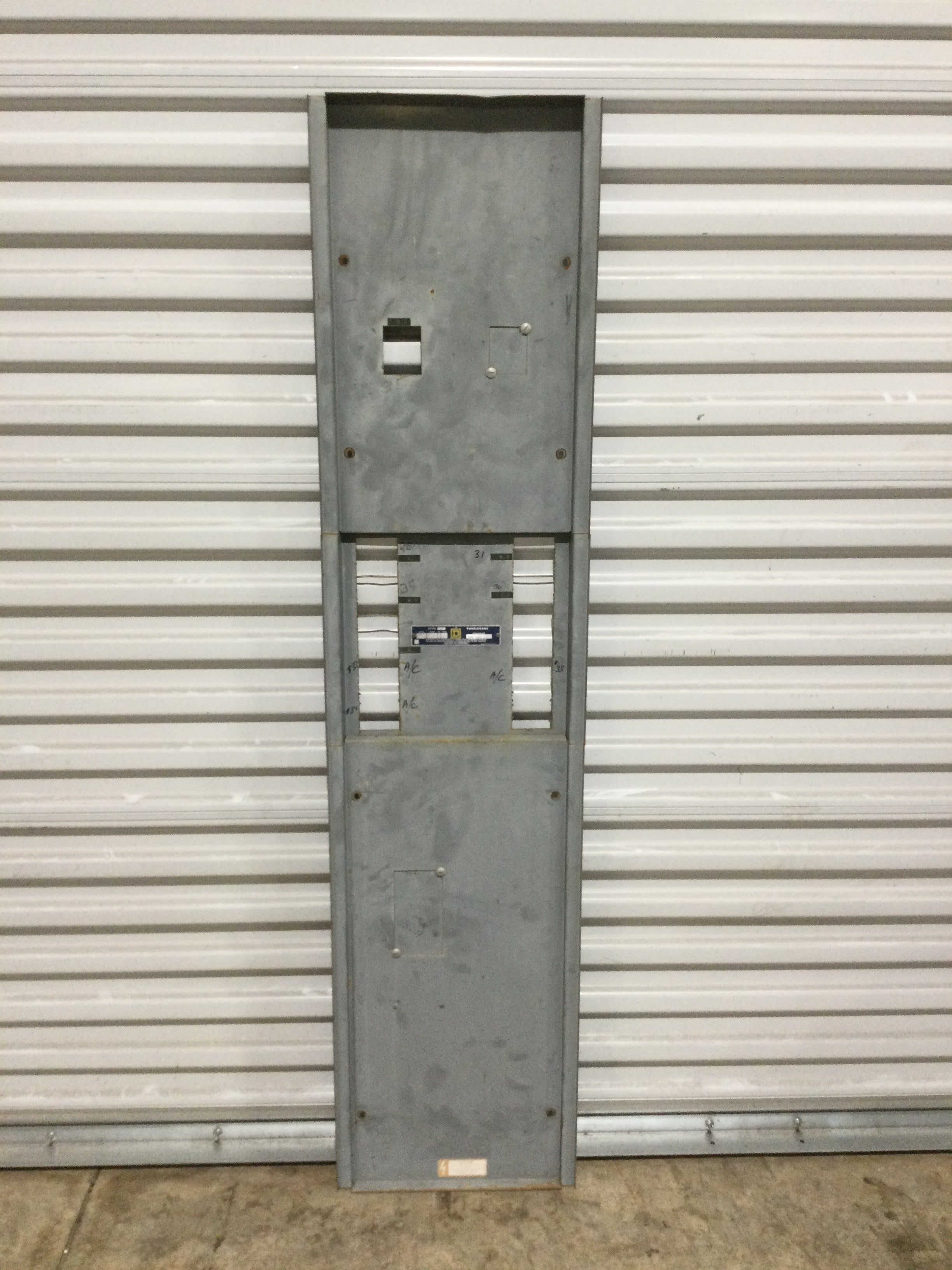 Square D NQO98622522 400 Amp 120/208v Panelboard Dead Front 61 14/16