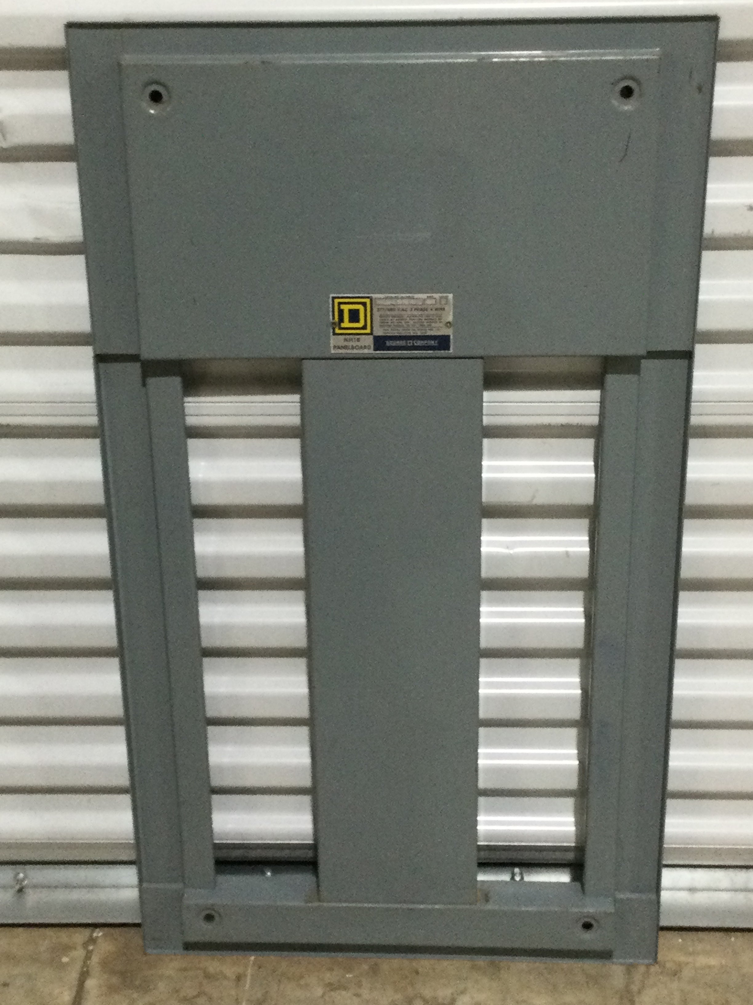 Square D NH1B8557230BU 225 Amp 277/480V 3 Phase 4 Wire Panelboard D