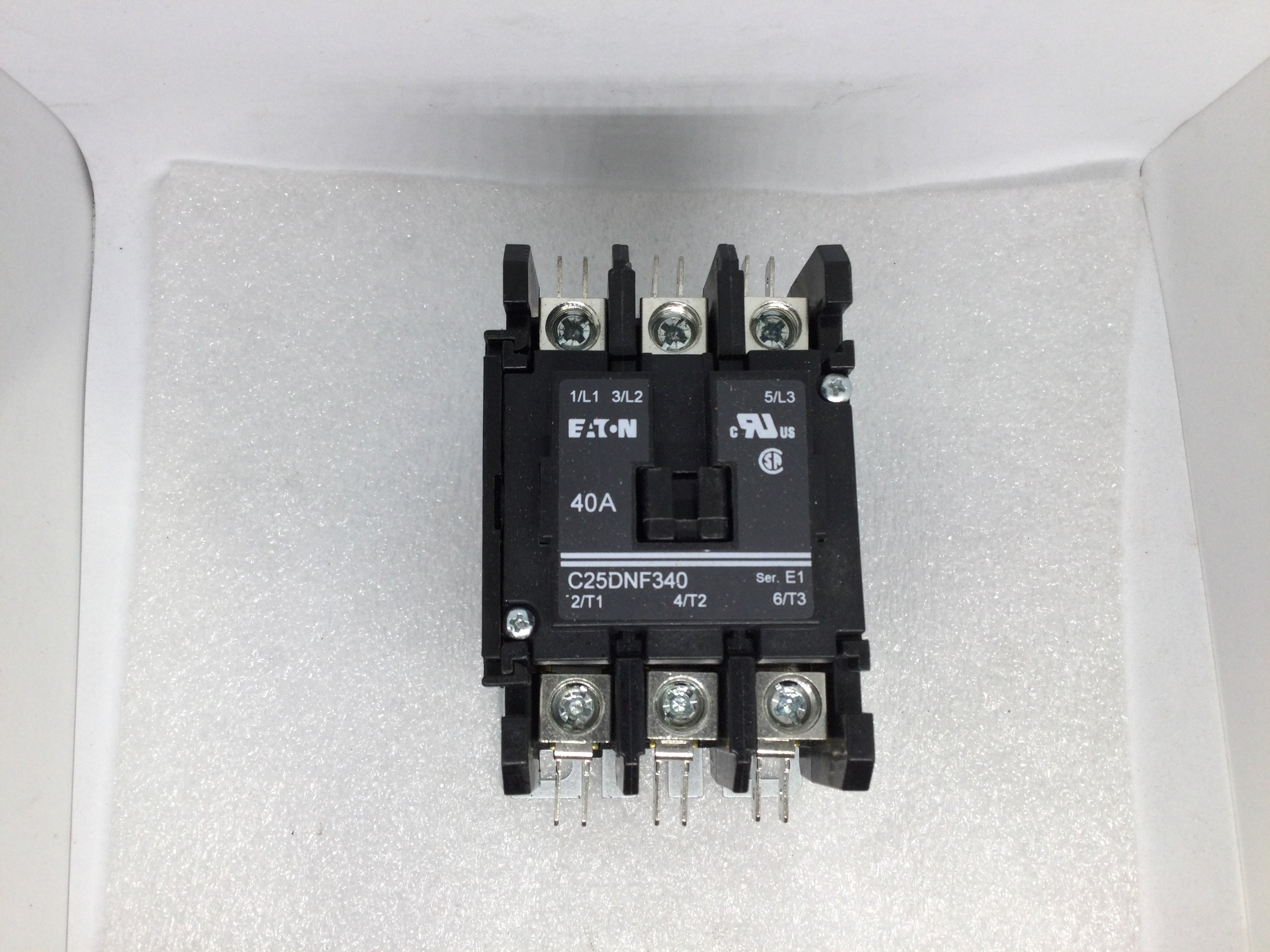 Cutler-Hammer C25DNF340A 40A 3-Pole Contactor, 480V AC (Coil NOT Included)