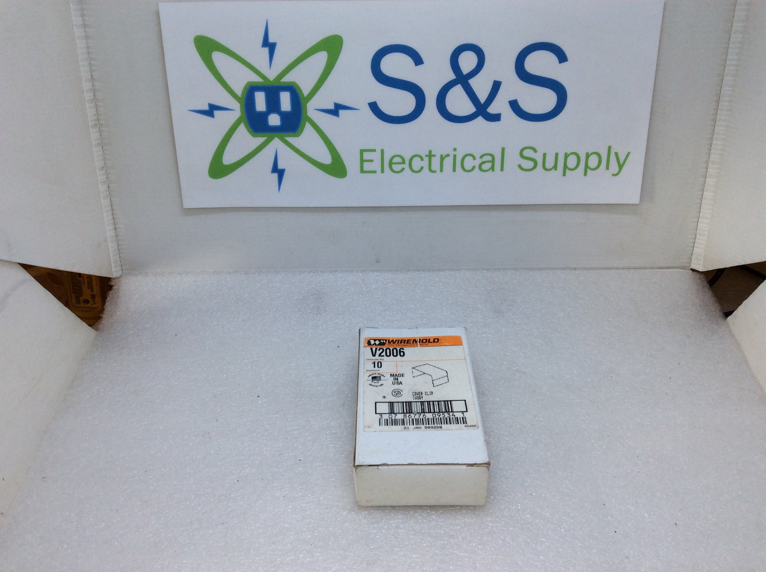 Wiremold V2006 2000 Series Surface Raceway Cover Clip Ivory (W) 1 1/4"