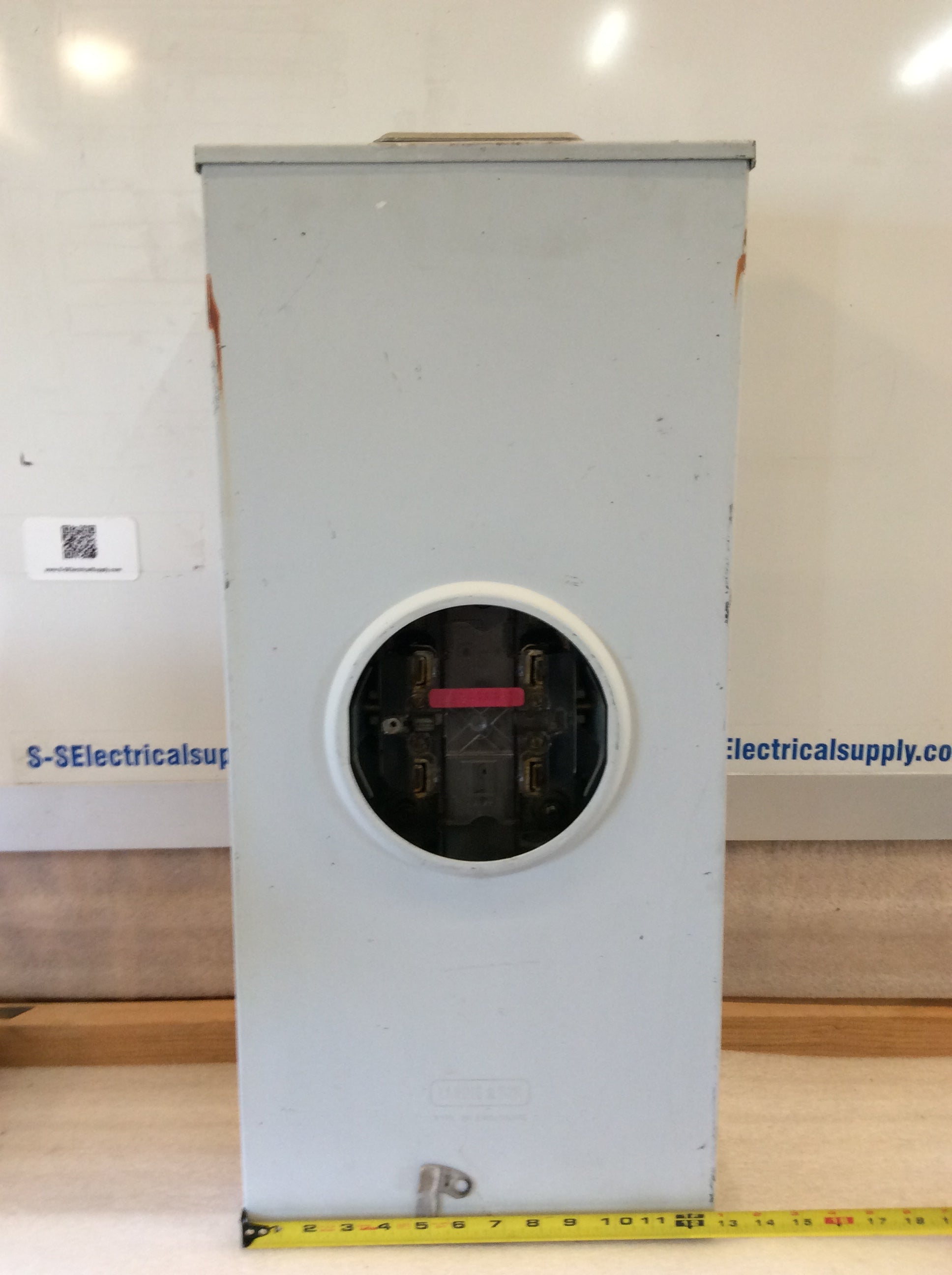 Siemens/Landis & Gyr 200A 600VAC Ringless OH/UG Meter Socket With Horn