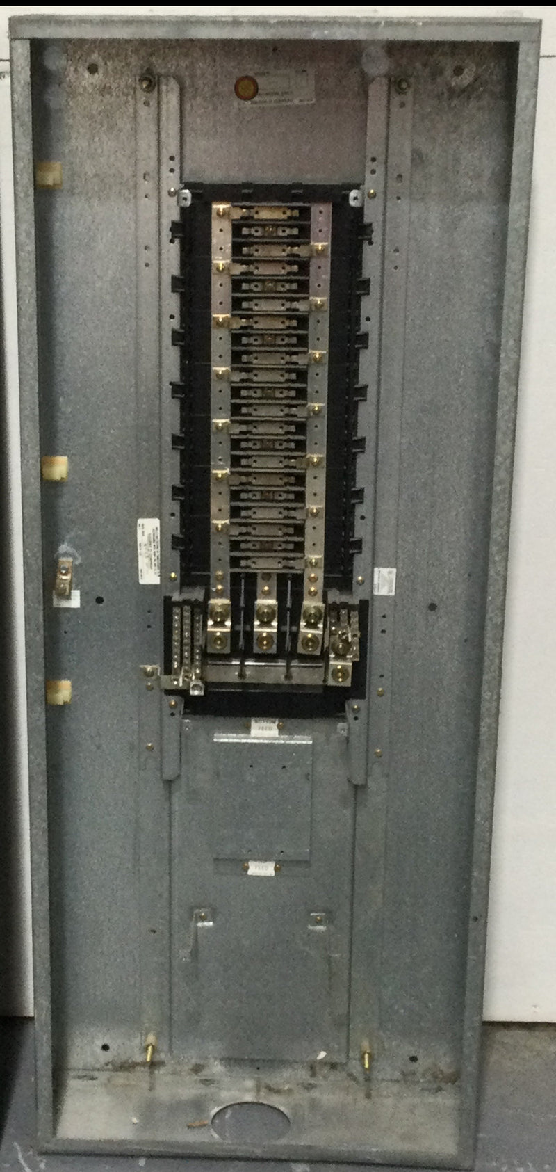 Square D NQOD442L225CU 225 Amp 240 Volt 3 Ph/4 Wire Type NQOD Panelboard w/o Main Breaker