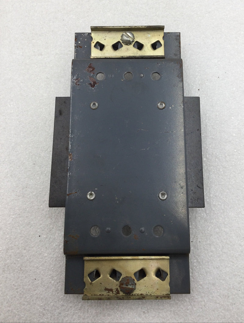 ITE EQ Series 4 Space 120/240 VAC Load Center Guts Only 3.5" X 6.5"