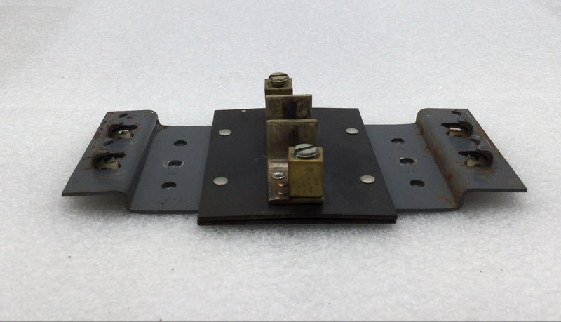 ITE EQ Series 4 Space 120/240 VAC Load Center Guts Only 3.5" X 6.5"