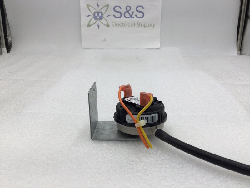 Honeywell IS20205-6117 Air Pressure Switch HK06WC100