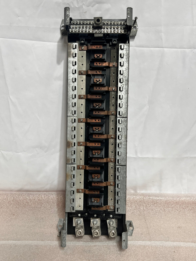 Siemens/ITE Panel Board Guts 3 Phase 120/208 VAC Bolt On (BL,BLH, BHL) 21/42 Spaces 10" X 27.5" Guts Only