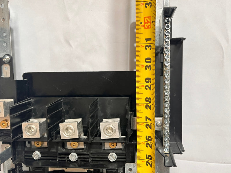 Square D NQOB/NQOD Class CTL Panelboard 225 Amp30 Space Main Lug Guts