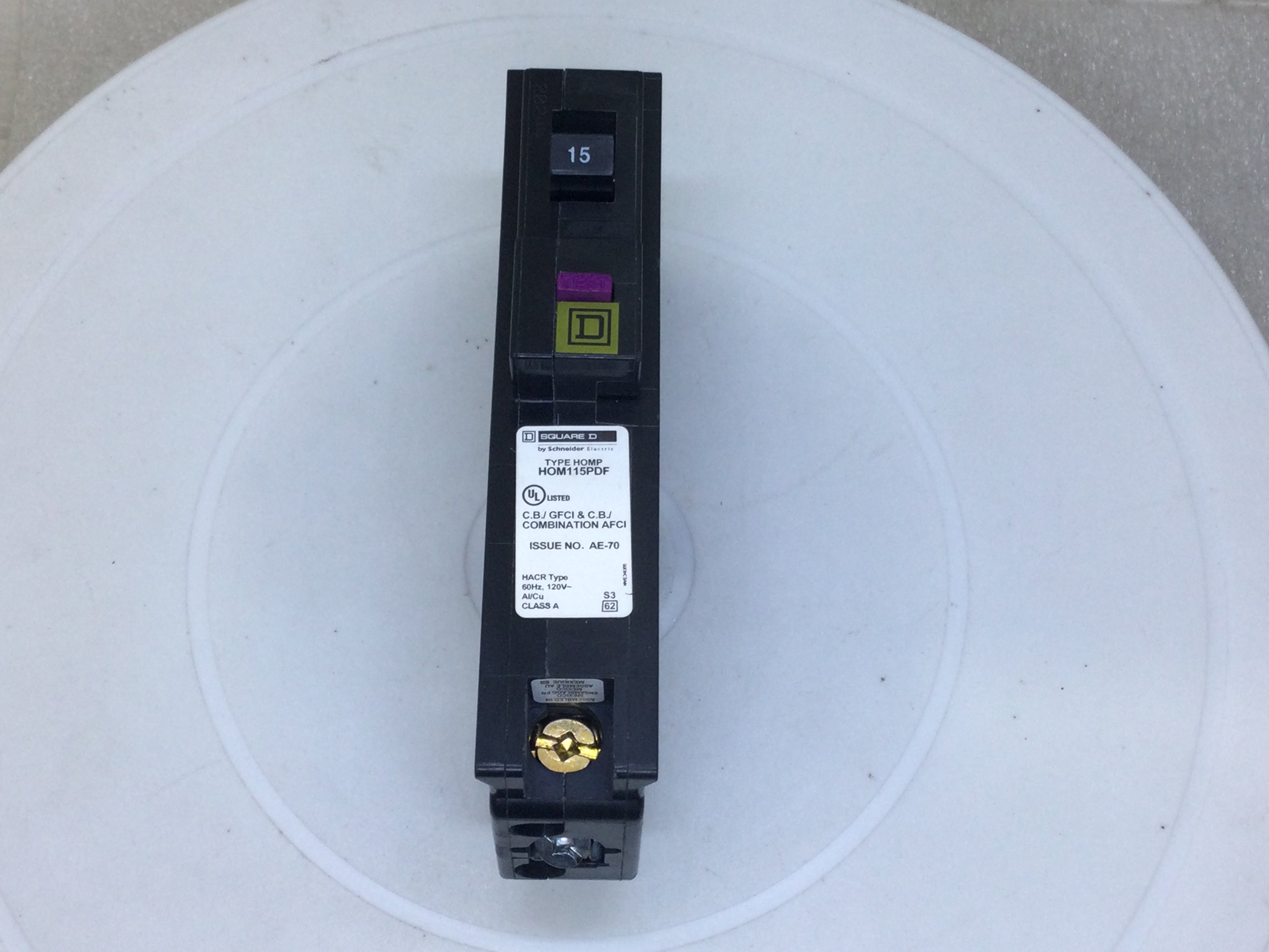 Square D/Homeline HOM115PDF 15 Amp 1 Pole 120V Neutral Style Circuit B