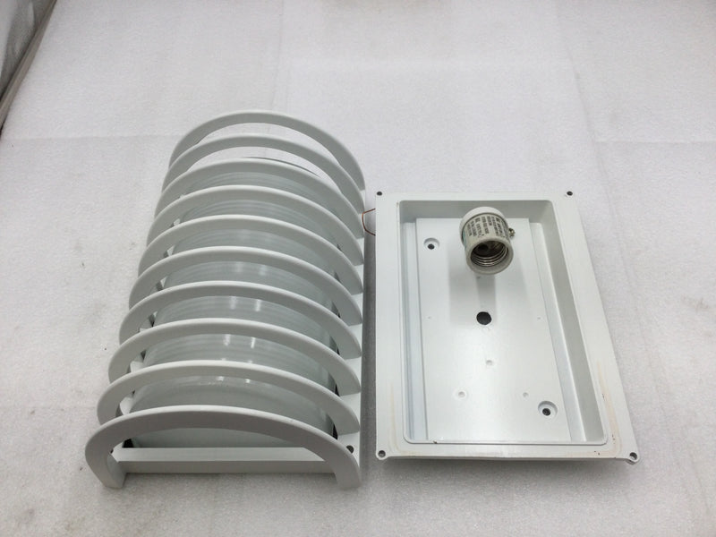 Satco/Nuvo 60-532 10" Brentwood Outdoor Bulk Head Light Semi Gloss White