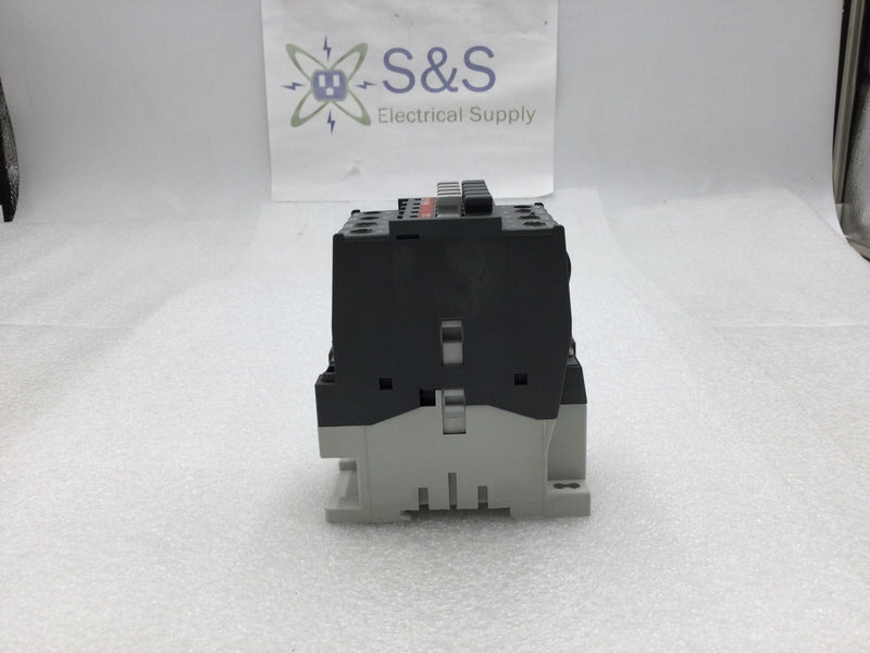 ABB AE40-30 60 Amp 3 Pole 120-600 VAC 3-7.5 HP Contactor with 24 VDC Coil