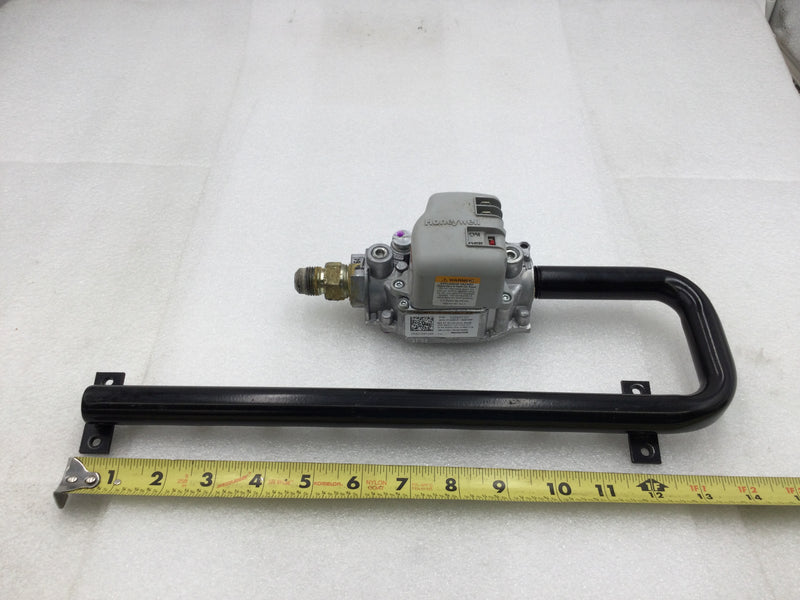 Honeywell VR8215S1248 24 VAC Furnace Gas Valve with 8 Outlet Manifold (102837-01)