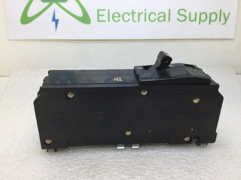 Square D Q12080 2 Pole 80 Amp Circuit Breaker