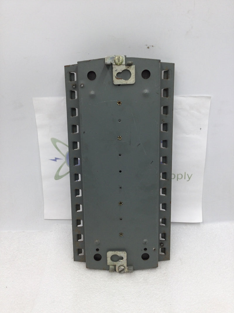 ITE/Siemens 125 Amp 20 Space 240V Main Breaker Load Center Guts Only 6" X 13"