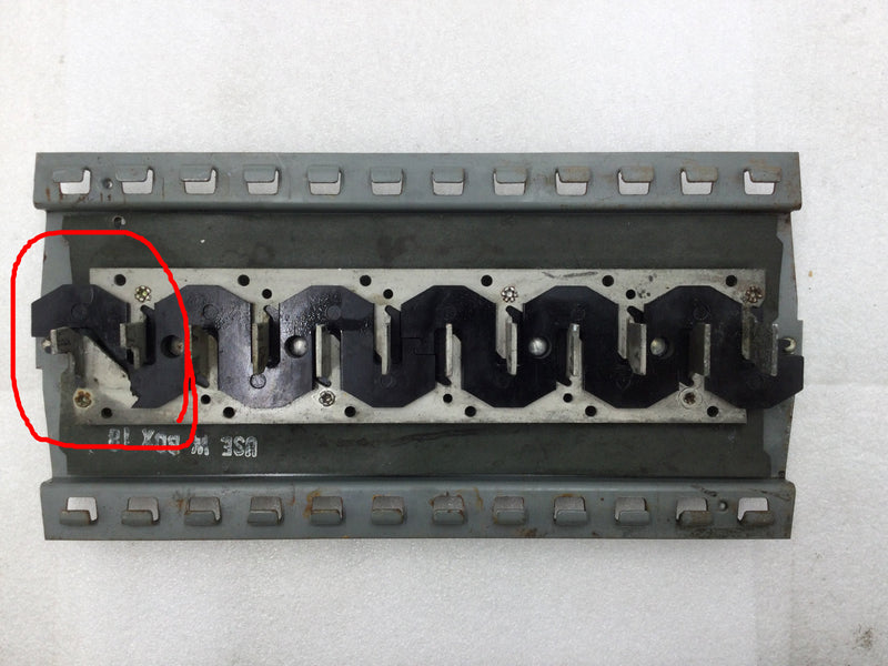 ITE/Siemens 125 Amp 20 Space 240V Main Breaker Load Center Guts Only 6" X 13"