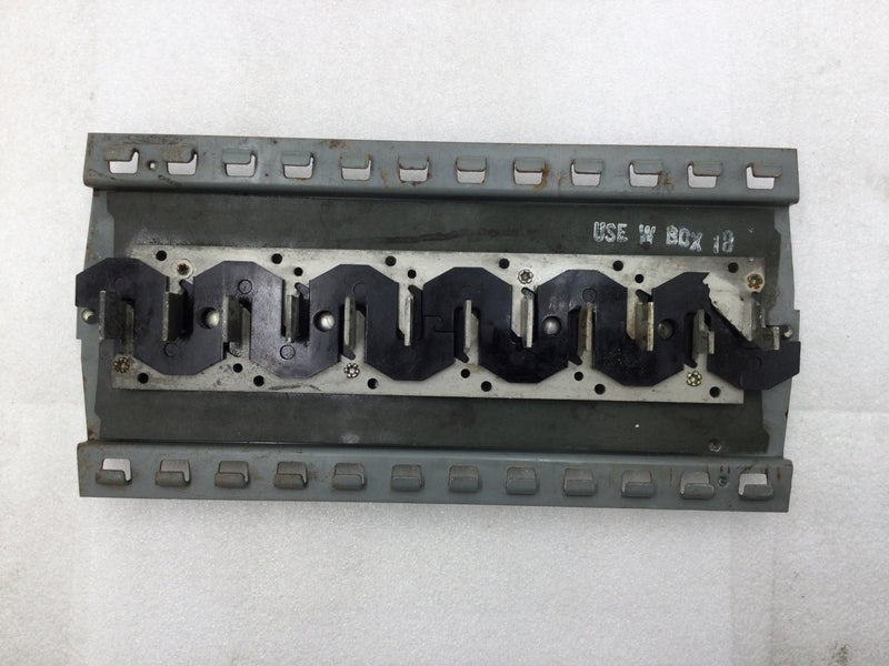 ITE/Siemens 125 Amp 20 Space 240V Main Breaker Load Center Guts Only 6" X 13"
