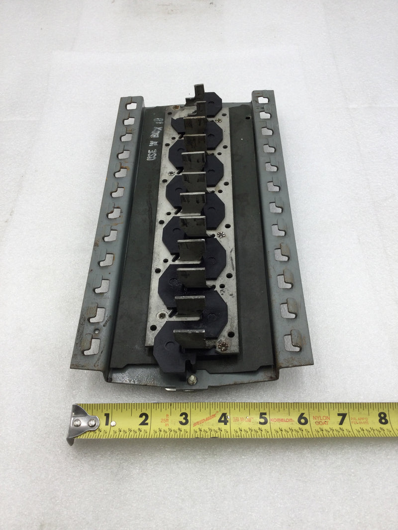 ITE/Siemens 125 Amp 20 Space 240V Main Breaker Load Center Guts Only 6" X 13"