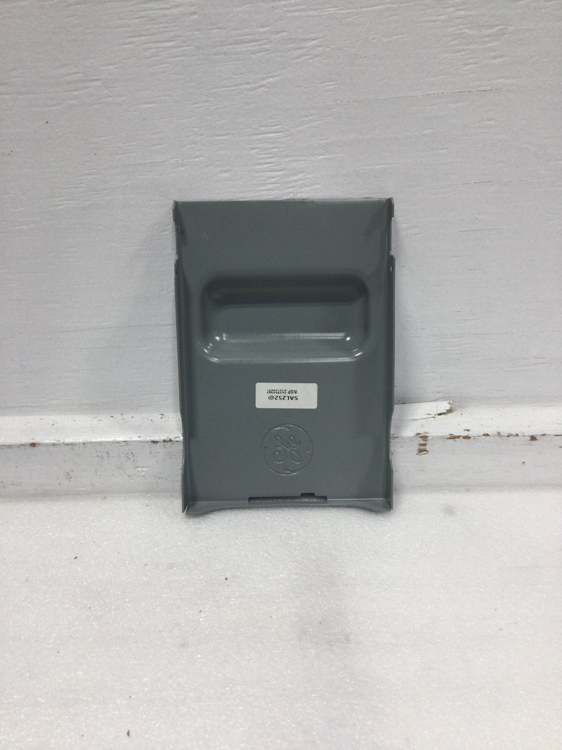 General Electric TF30RCP 30 Amp 120/240V Disconnect Cover 7 1/4" x 5"