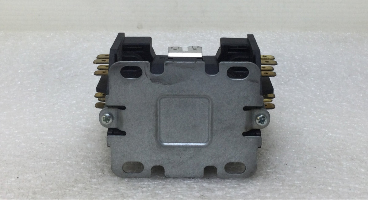 HOMER D157567P02 XMC0-321-EBBC Black Condenser Contactor 24VAC 50/60HZ FLA 32 $27.83 - PicClick CA HOMER D157567P02 XMC0-321-EBBC Black Condenser Contactor 24VAC 50/60HZ FLA 32 $27.83 - PicClick CA