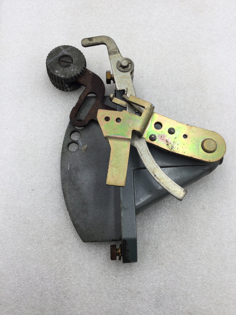 Allen-Bradley Safety Switch Handle Assembly for Combination Starter with Disconnect