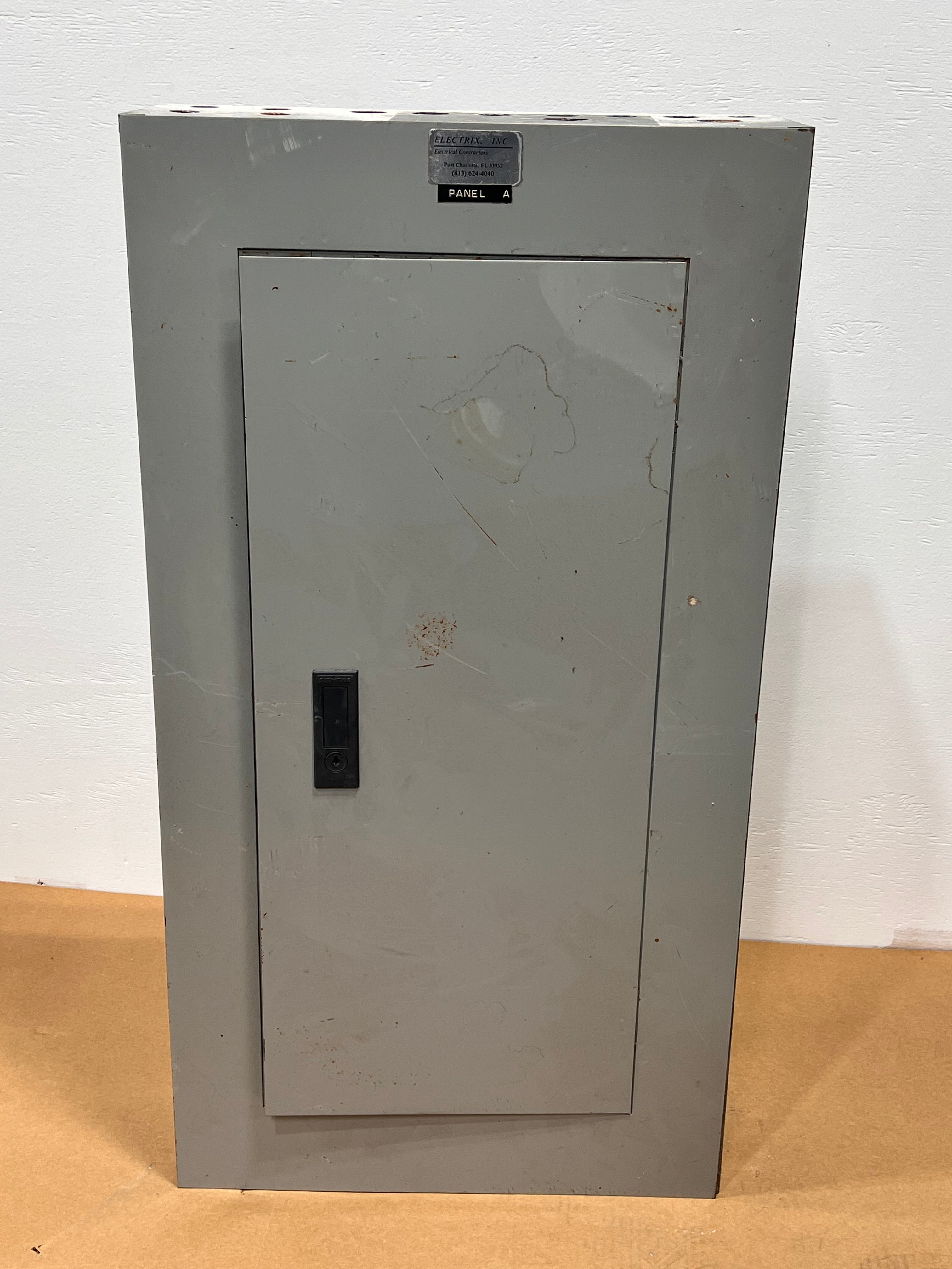 Siemens/ ITE Type CDP-7 Series 7 120/240V 42 Space 225A 1Ph 4 Wire Pan