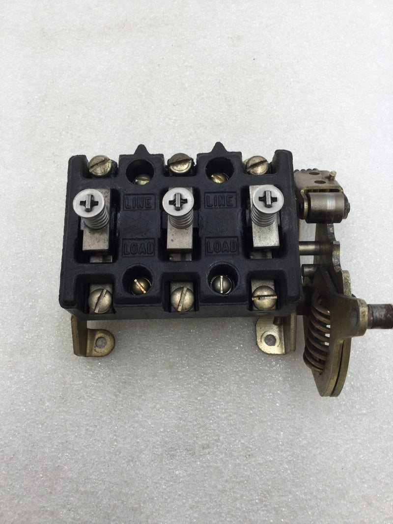 Allen-Bradley Safety Switch Guts Only for Combination Starter with Disconnect