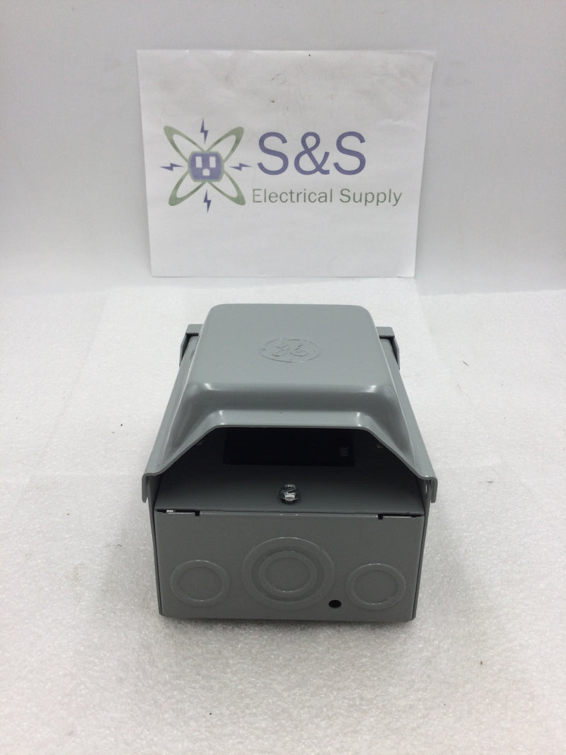 General Electric TFN60RGFRCP Enclosure 60 Amp AC Disconnect with GFCI Receptacle