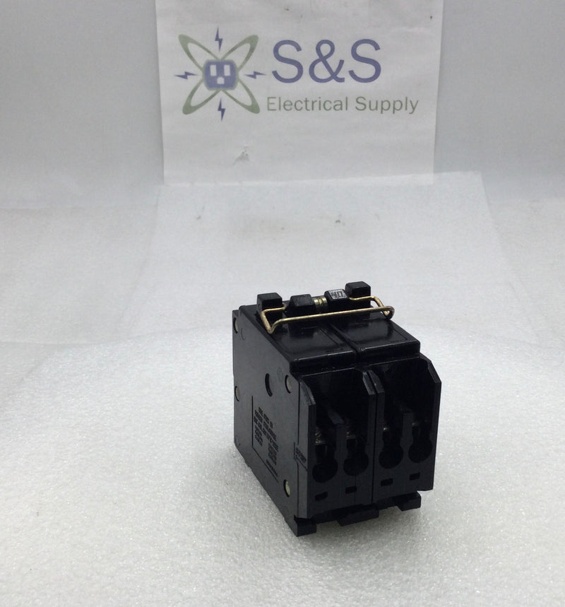 Challenger A24040CT 40 Amp 4 Pole 240V Circuit Breaker-Flawed