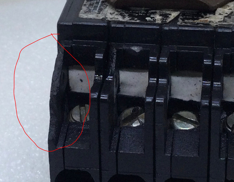 ITE/Siemens Q24020 40/20 Amp 4 Pole 240V Quad Breaker - Cosmetic Flaw