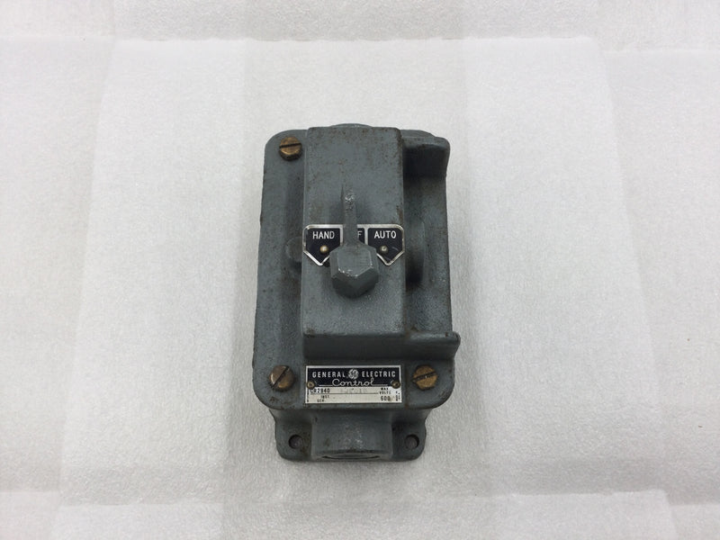 General Electric CR2940 600V Heavy Duty Push Button Selector Switch