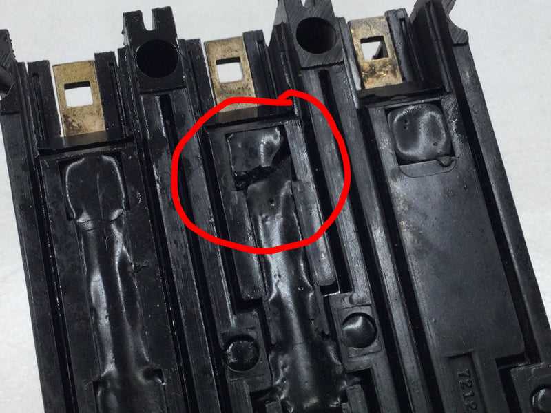 Federal Pacific NE231100 100 Amp 3 Pole 120/240V Circuit Breaker - Cosmetic Flaw