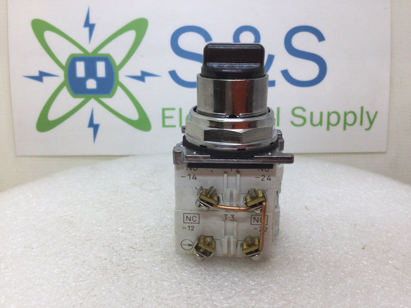 Eaton Cutler Hammer 10250T22KB 3 Pos W/2 NO-2 N/C Nema 4/4X Selector Switch
