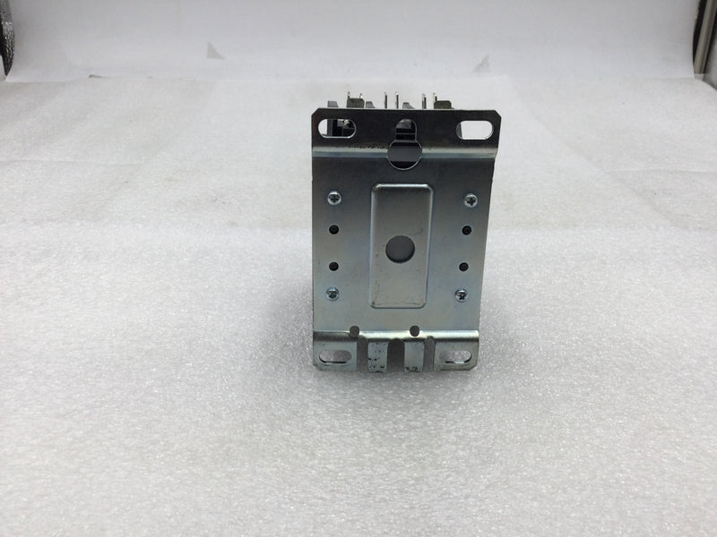 Eaton C25DNF330 Definite Purpose Contactor 30 Amp 3 Pole 115-575V w/120 VAC Coil