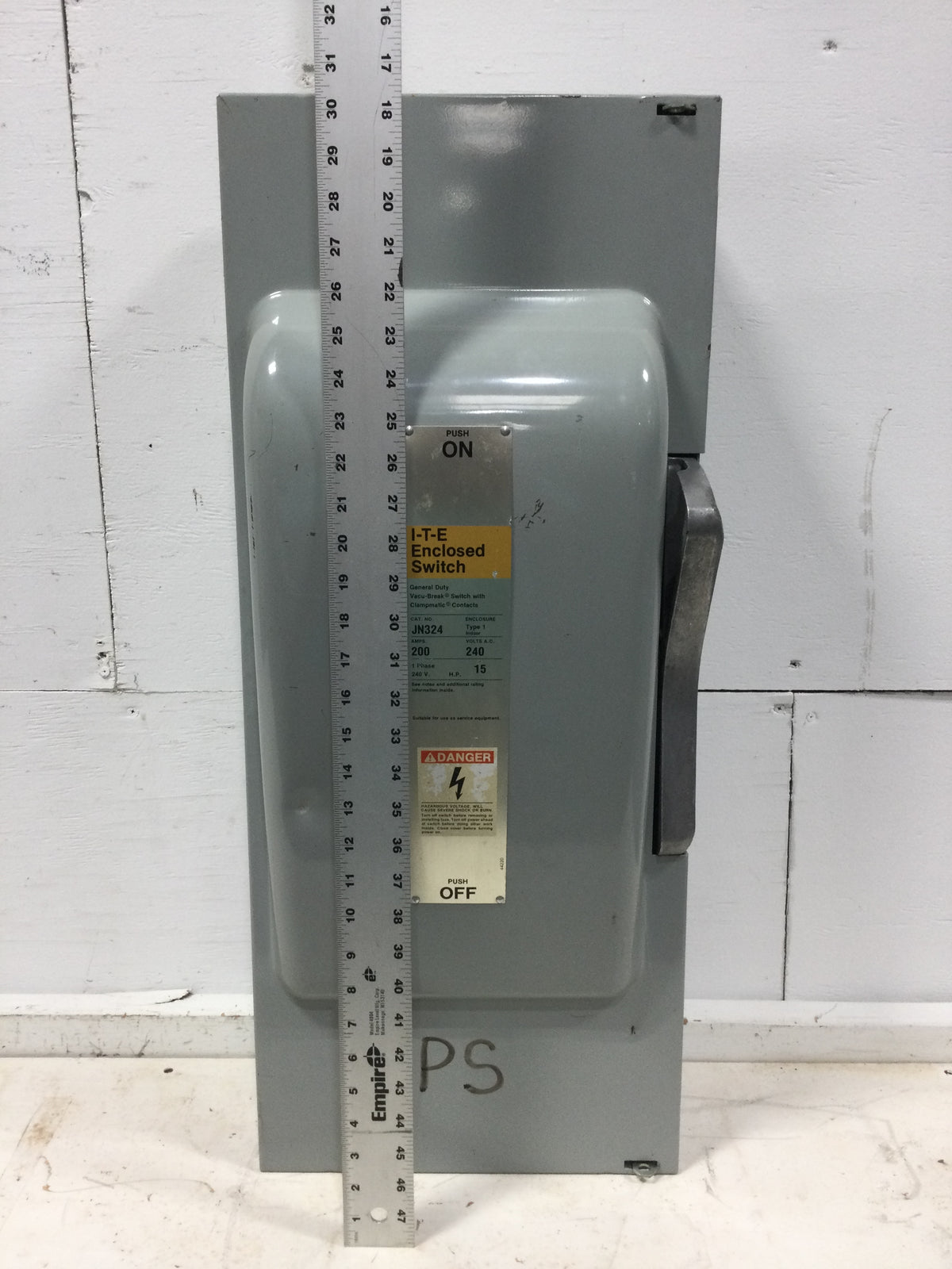 Siemens JN324 200 Amp 15 HP General Duty Fused Safety Switch 2 Pole 24