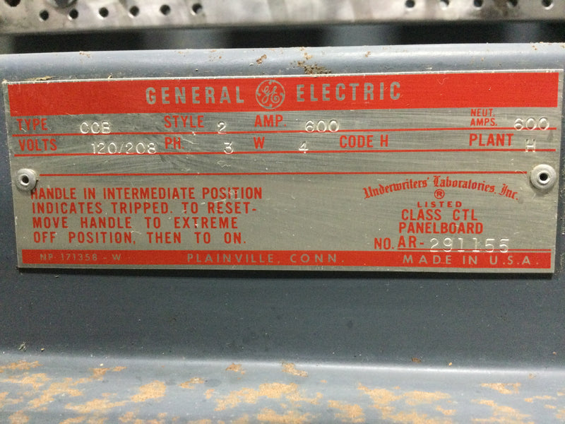 General Electric CCB Series Panelboard Style 2, 600 amp, 480Y/277-volt, 3 PH 4 Wire - panel door 70 1/4" x 35 1/4"