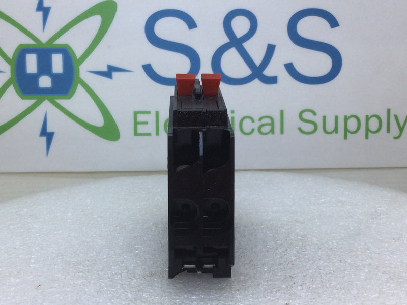 Bryant BR2020/BR20-20 20 Amp Tandem Plug in Circuit Breaker -Cosmetic Flaw