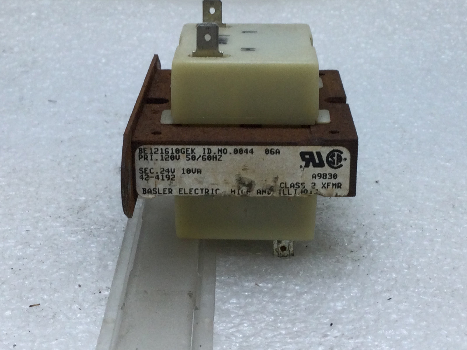 Basler Electric BE121610GEK Primary 120V Secondary 24V 10VA 50/60Hz