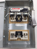 Siemens F351 30 Amp 3 Pole 600 VAC Fusible Heavy Duty Disconnect Safety Switch