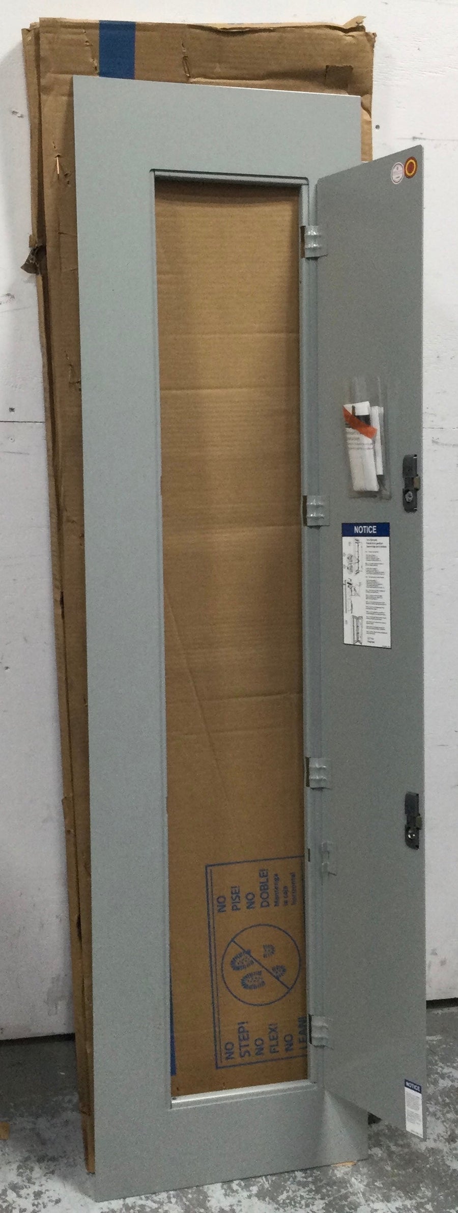 Eaton EZ2072S Nema 1 Panelboard Cover/Door Only 72