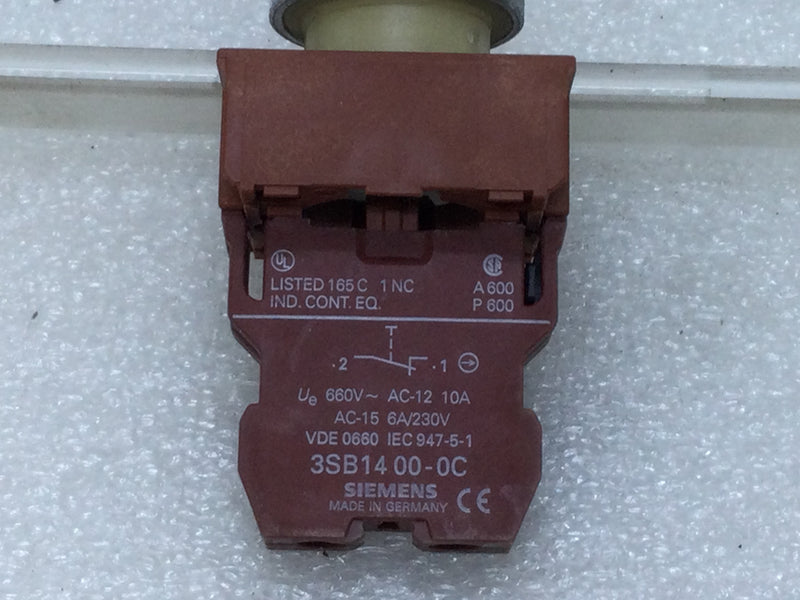 Siemens 3SB14 00-0C Green Push Button Switch AC-15 6 Amp 230V