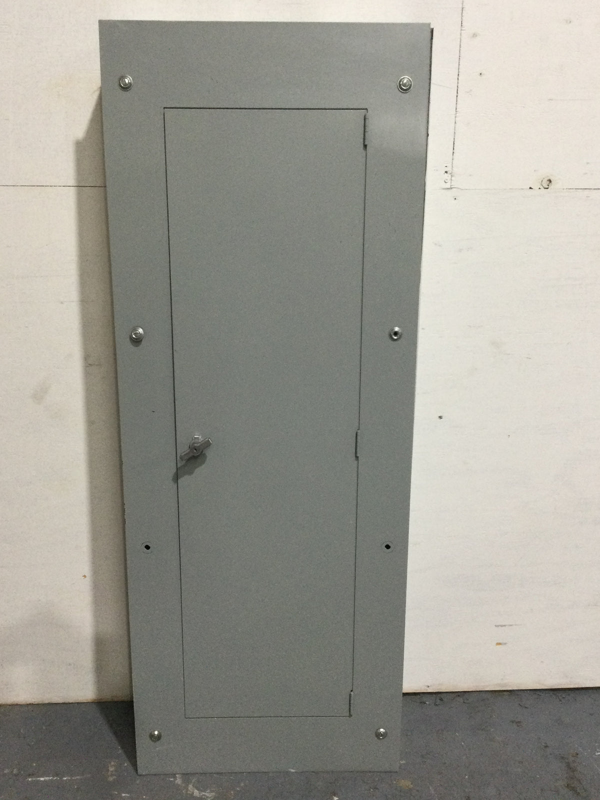 GE General Electric NHB 600 Amp 3 Phase 4 Wire 277/480V Panelboard Enc