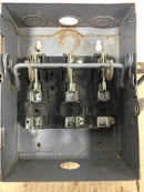 Square D D96351 30 Amp 3 Phase 240 VAC Series A3 Fusible Safety Switch 8" X 9"