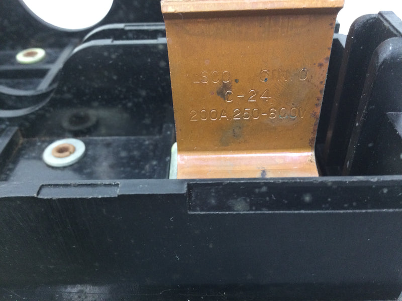 Walker Electric 200 Amp 12 Space/24 Circuit Fuse Panel Breaker Box w/ Fuse Pull Out Main Disconnect Guts Only 11" x 27" Ilsco CINYO C-24