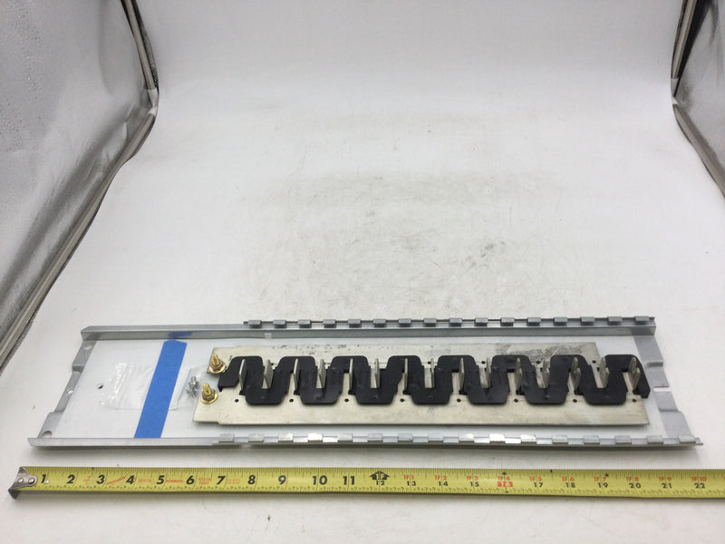 Eaton BR3040B 30/40 Space 200 Amp 120/240 Volt Guts Only 6" X 22 1/2"