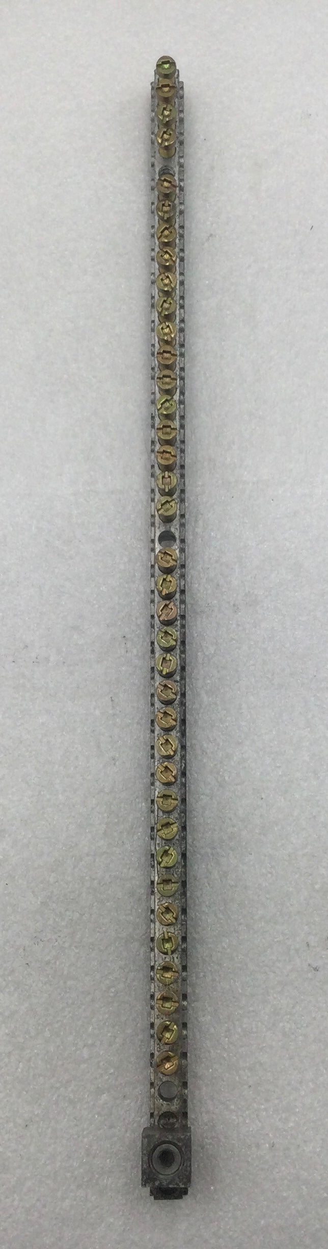 ITE 43 Position 4-14 AWG Grounding Bar 16 1/8" x 1 1/8"