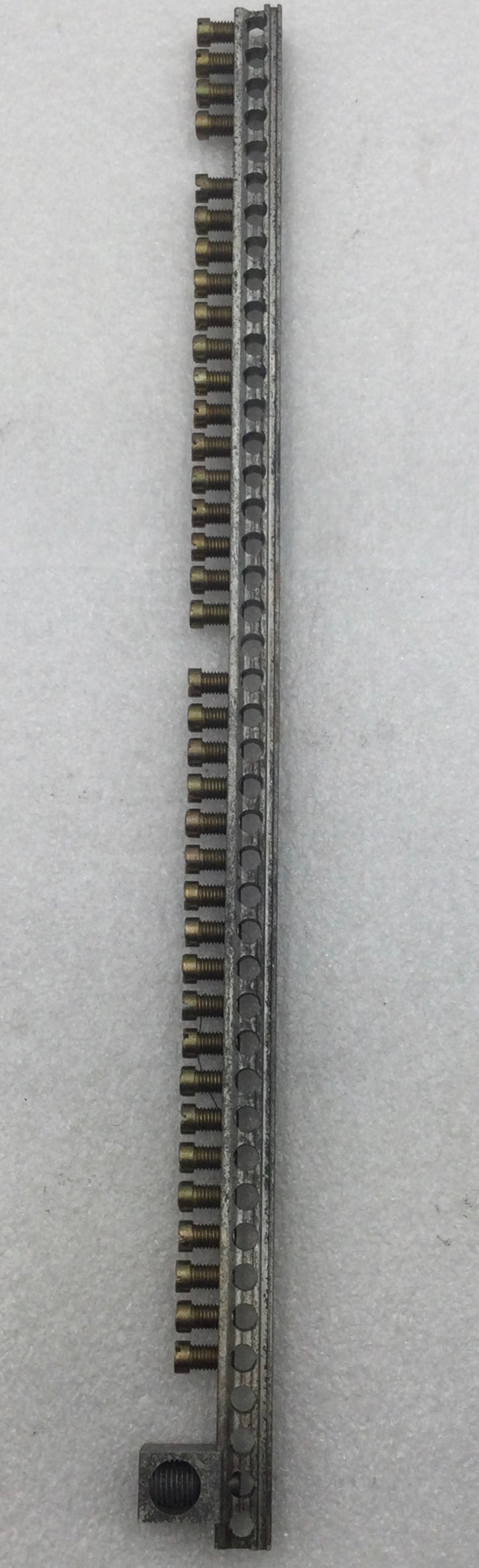 ITE 43 Position 4-14 AWG Grounding Bar 16 1/8" x 1 1/8"