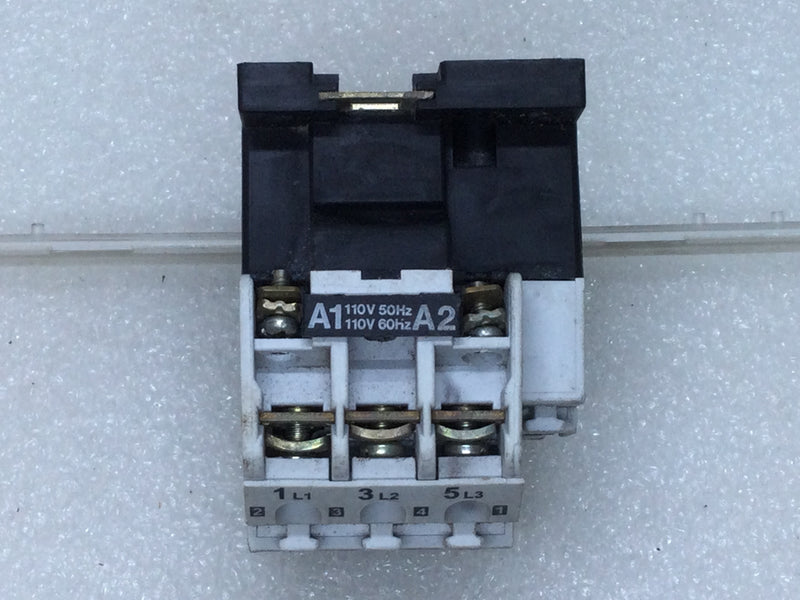 Danfoss CI 25 Contactor 40Amp 600VAC 3-Pole Aux. Contacts A600